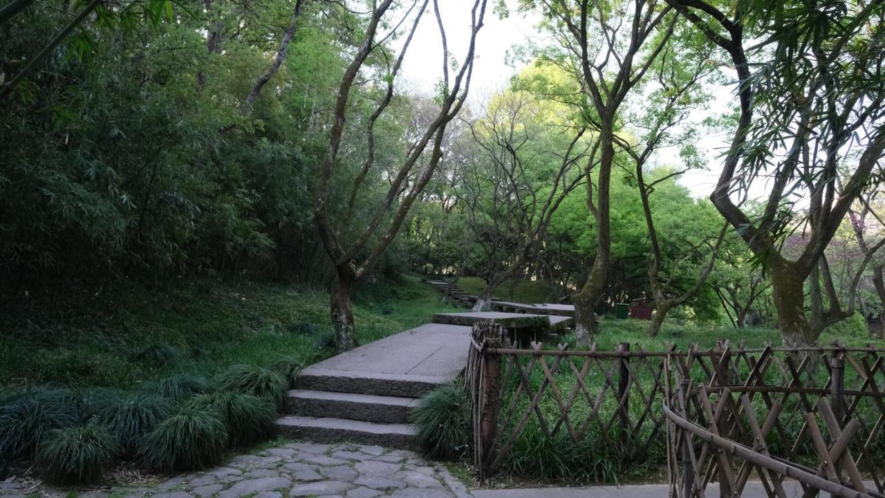 Ferienwohnung Rock&Wood Cozy House Hangzhou Exterior foto